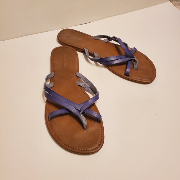 Sonoma Blue Flip Flop Sandals, Sz Large 9 - Picture 2 of 5